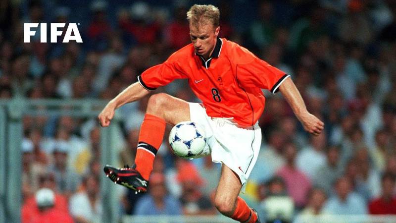 Dennis Bergkamp