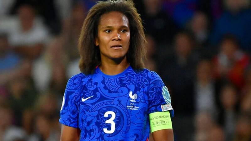 Wendie Renard – “Tượng đài phòng ngự” của Lyon và Pháp